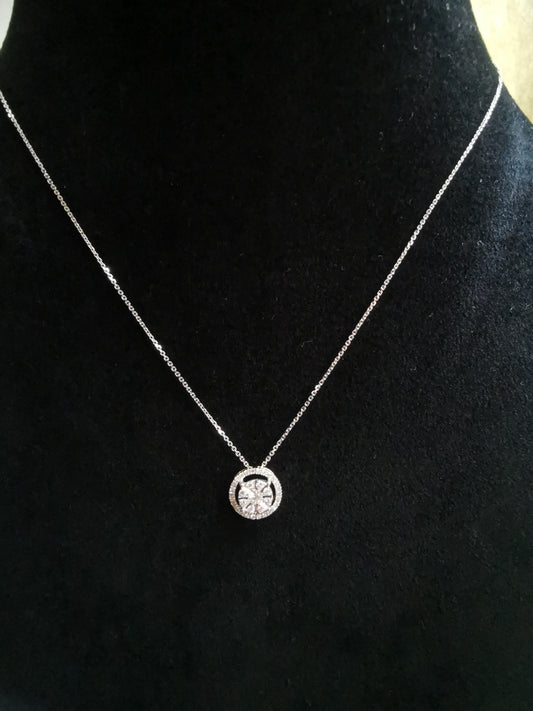 18k White Gold Diamond Halo Pendant Necklace